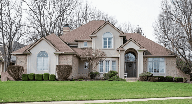 How Thick Is Stucco on a House